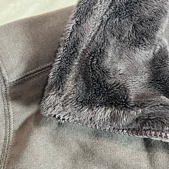 L.L.. Bean Medium Brown Fleece Lined Thick Warm Full Zip Synchilla Sweater Coat - Picture 6 of 9